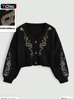 Plant Snake Embroidery Sweater, Casual Loose-Fit Short Knitted Crop Sweater